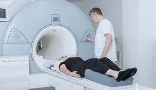 Magnetická rezonancia - MR